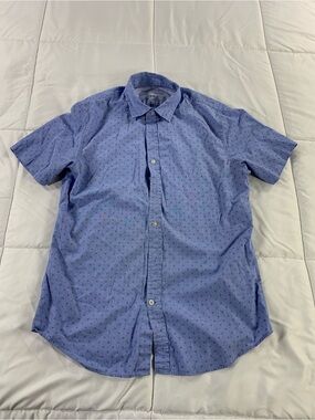 Pre loved BANANA REPUBLIC shirt mens size M